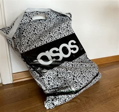 asos lieferung kostenlos.